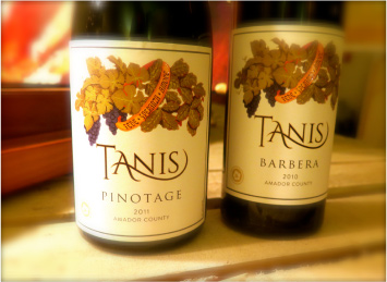 Tanis Vineyards Label